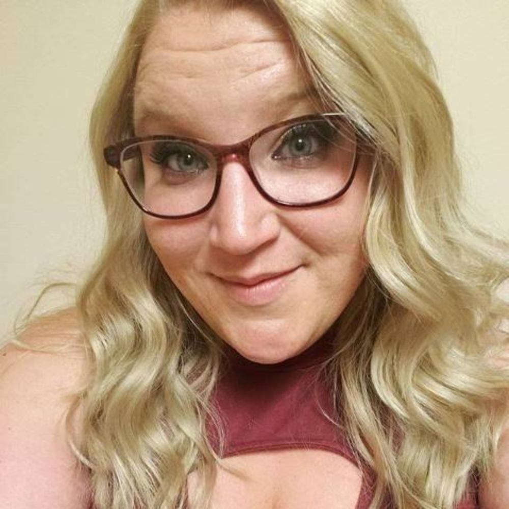 Meet your Posher, Ana